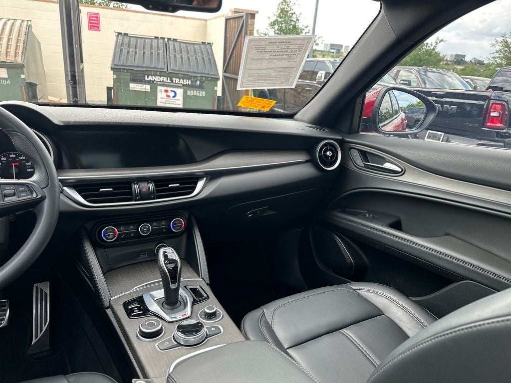 2023 Alfa Romeo Stelvio Ti