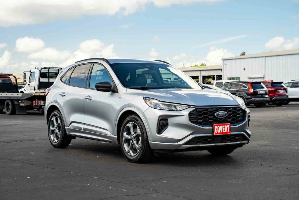 2023 Ford Escape ST-Line