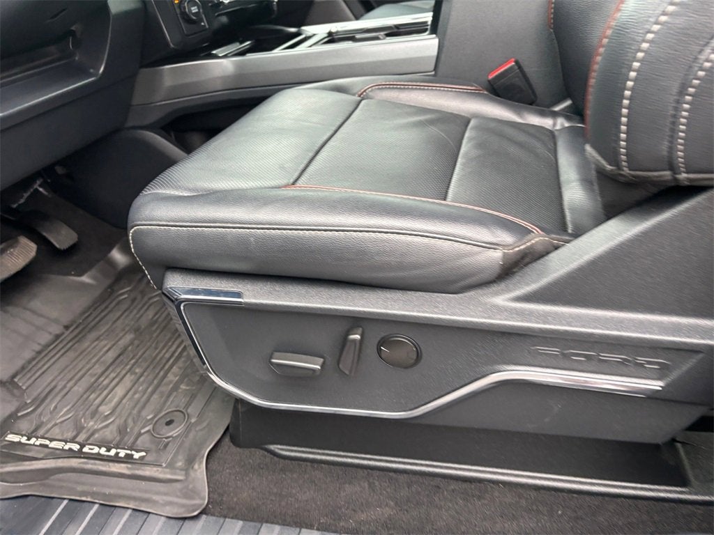 2023 Ford Super Duty F-350 SRW Lariat