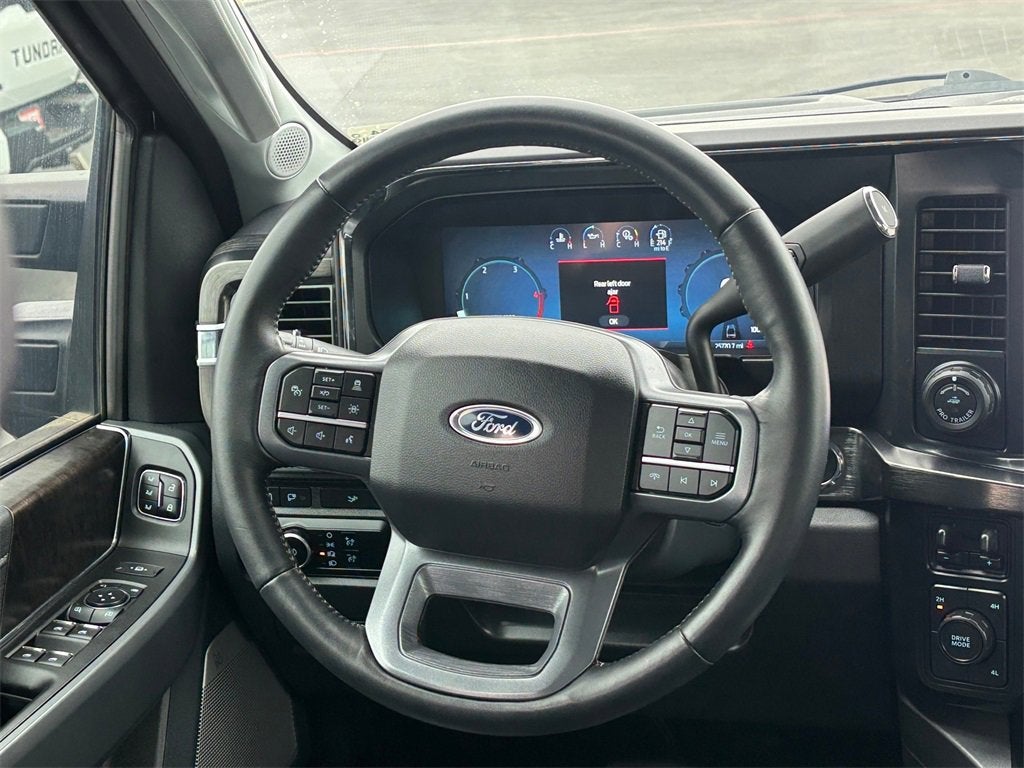 2023 Ford Super Duty F-350 SRW Lariat