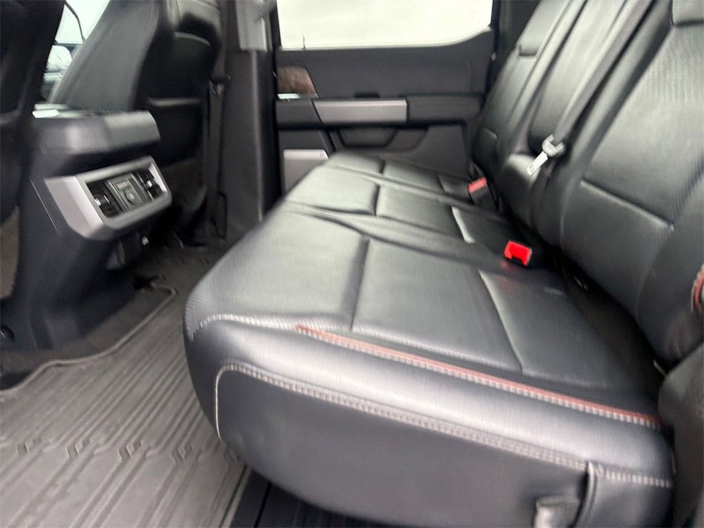 2023 Ford Super Duty F-350 SRW Lariat