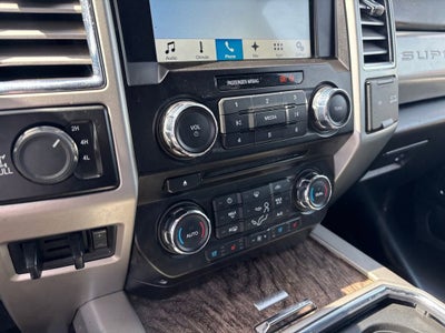 2017 Ford Super Duty F-350 SRW Platinum