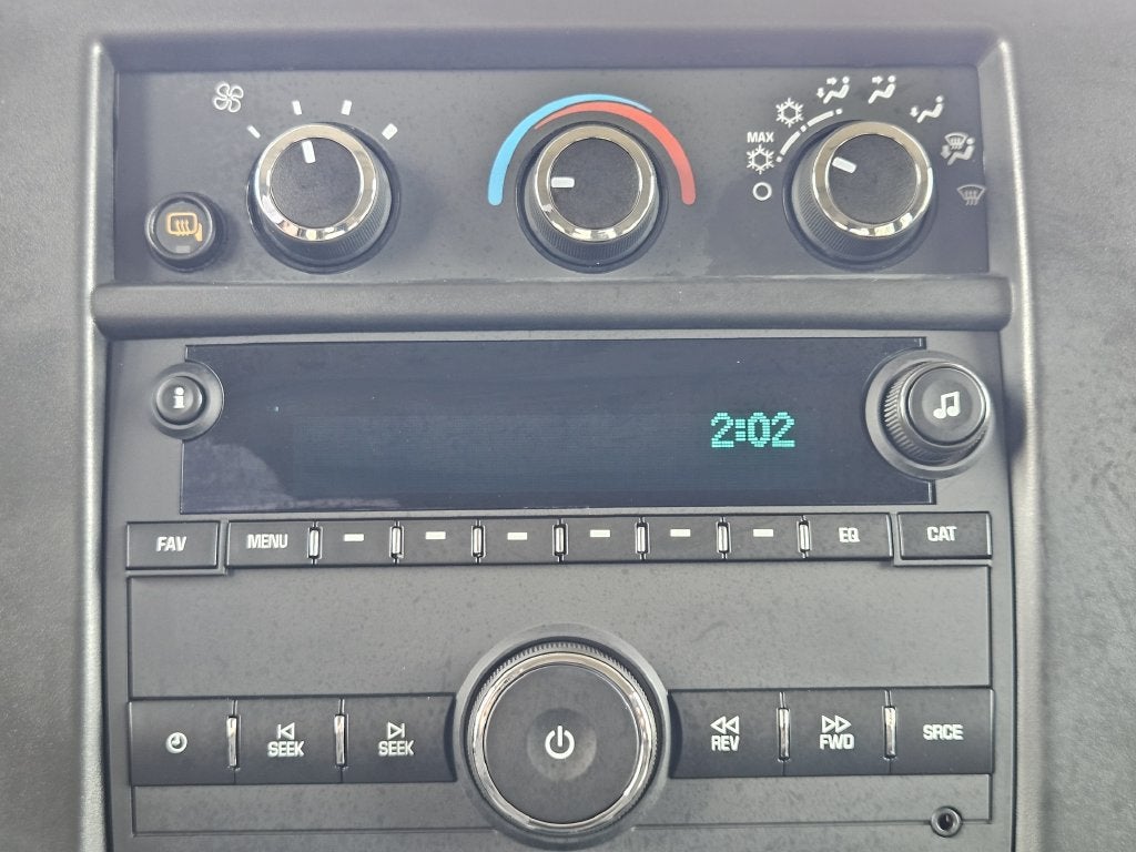2025 Chevrolet Express Passenger 1LS