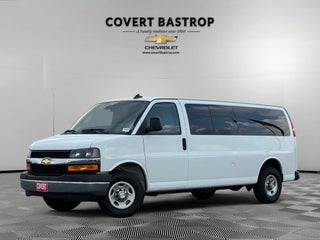 2024 Chevrolet Express Passenger 3500 1LT