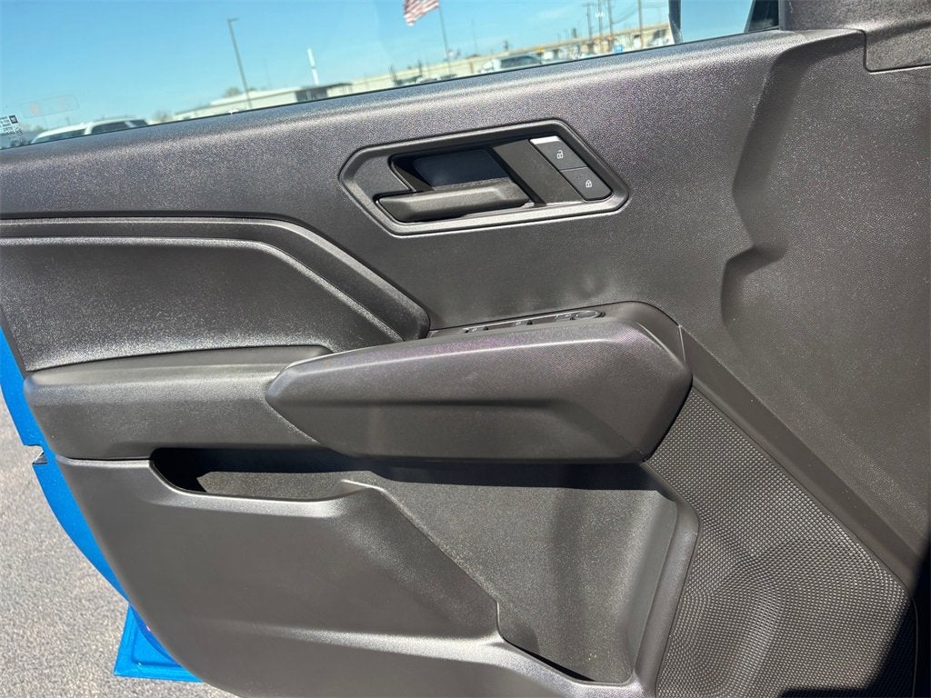 2024 Chevrolet Colorado WT