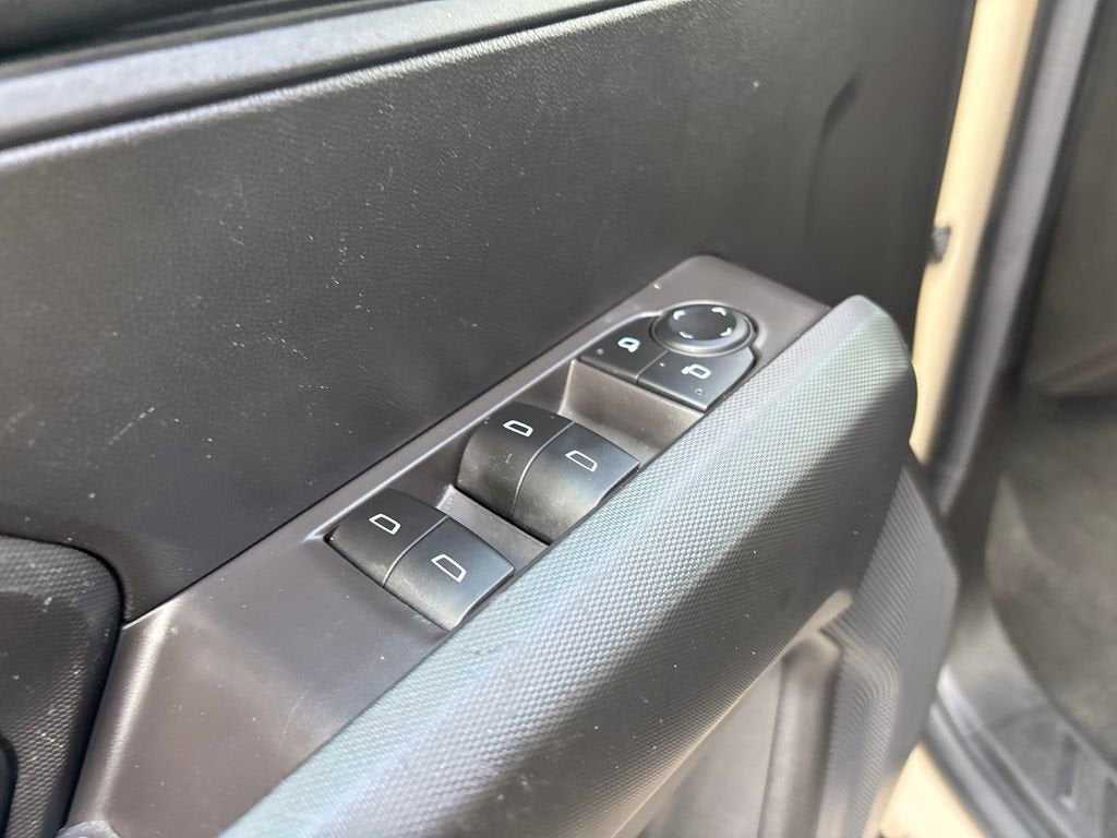 2023 Chevrolet Colorado WT