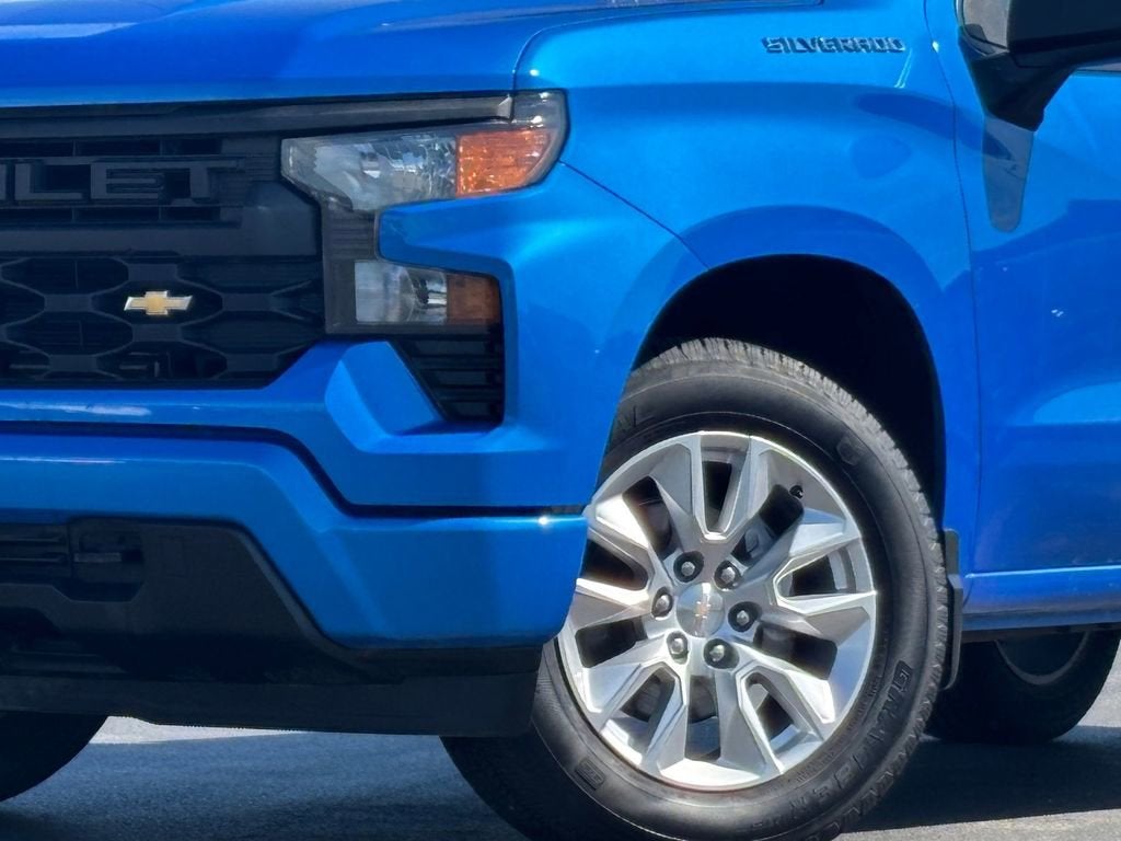 2025 Chevrolet Silverado 1500 Custom