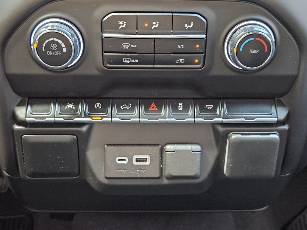 2025 Chevrolet Silverado 1500 Custom