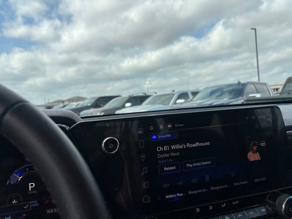 2024 Chevrolet Colorado LT