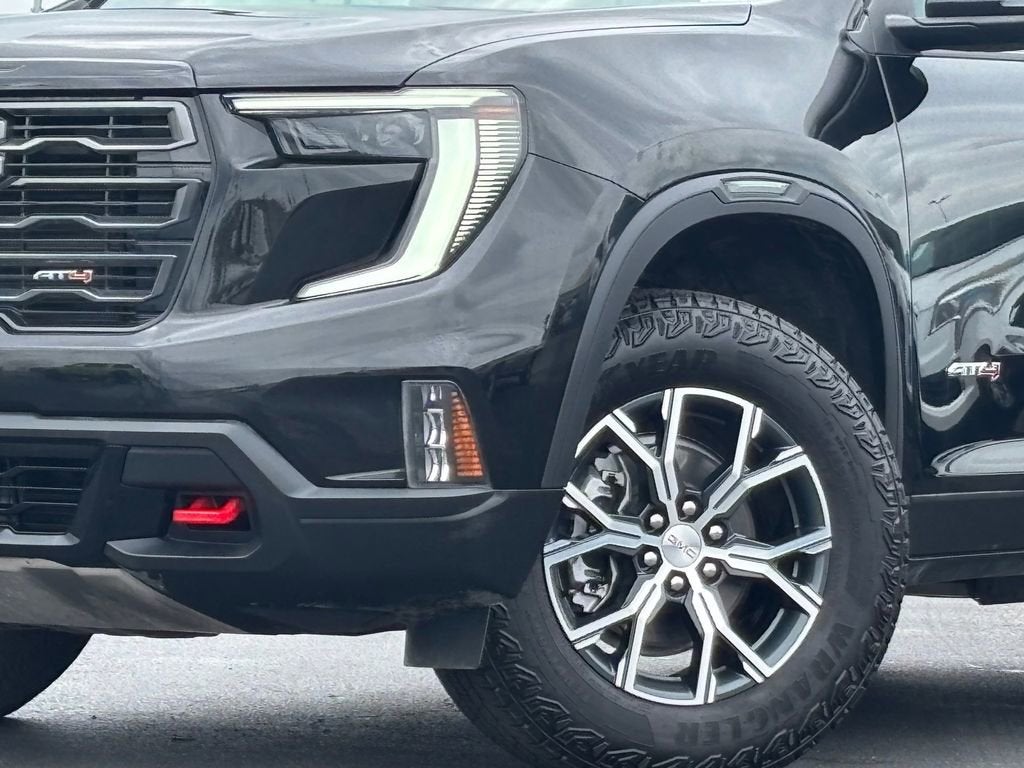 2025 GMC Acadia AT4