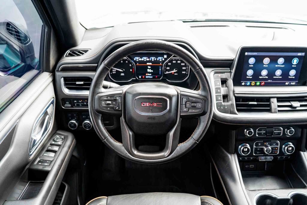 2021 GMC Yukon XL AT4