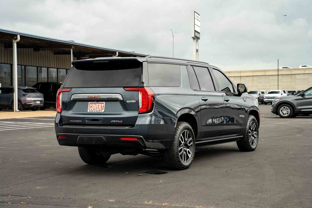 2021 GMC Yukon XL AT4