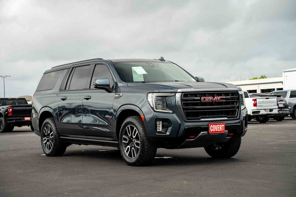 2021 GMC Yukon XL AT4