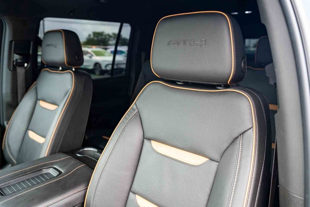 2021 GMC Yukon XL AT4