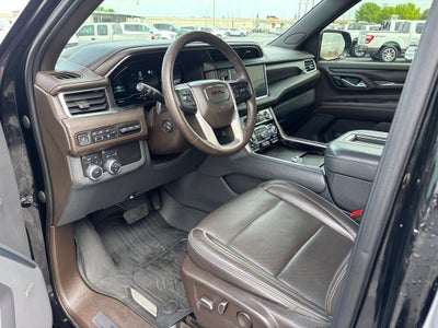 2022 GMC Yukon XL Denali