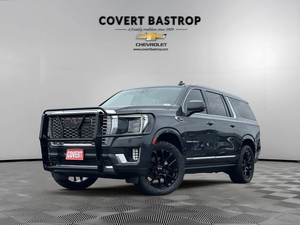2022 GMC Yukon XL Denali 4WD photo