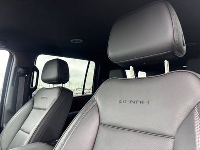 2025 GMC Yukon XL Denali