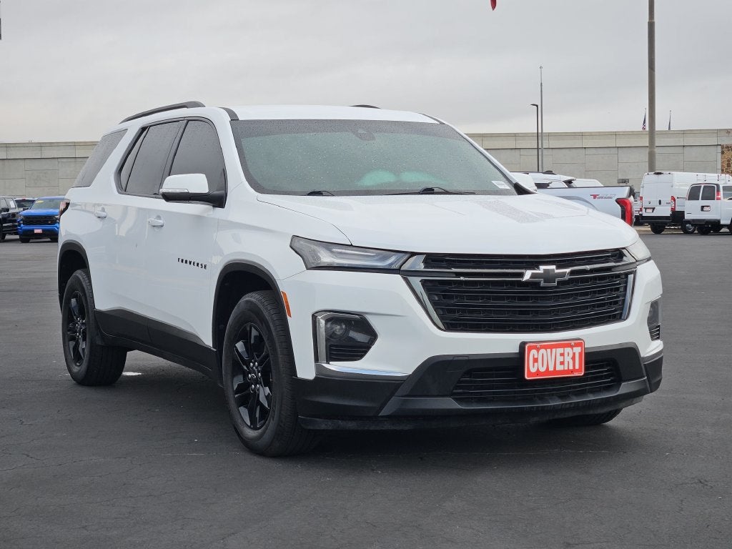 2022 Chevrolet Traverse LT Cloth
