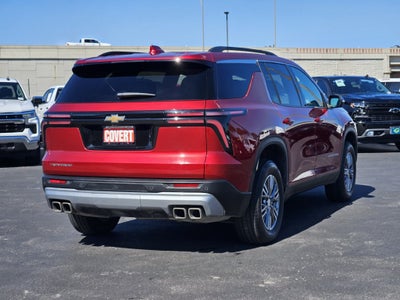 2025 Chevrolet Traverse LT