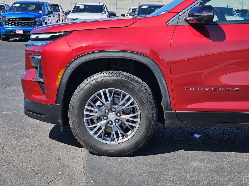 2025 Chevrolet Traverse LT