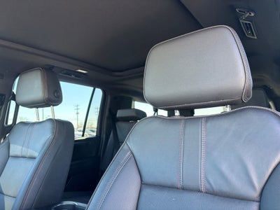 2025 Chevrolet Suburban RST