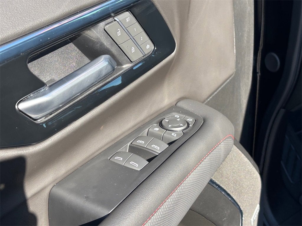 2025 Chevrolet Suburban RST