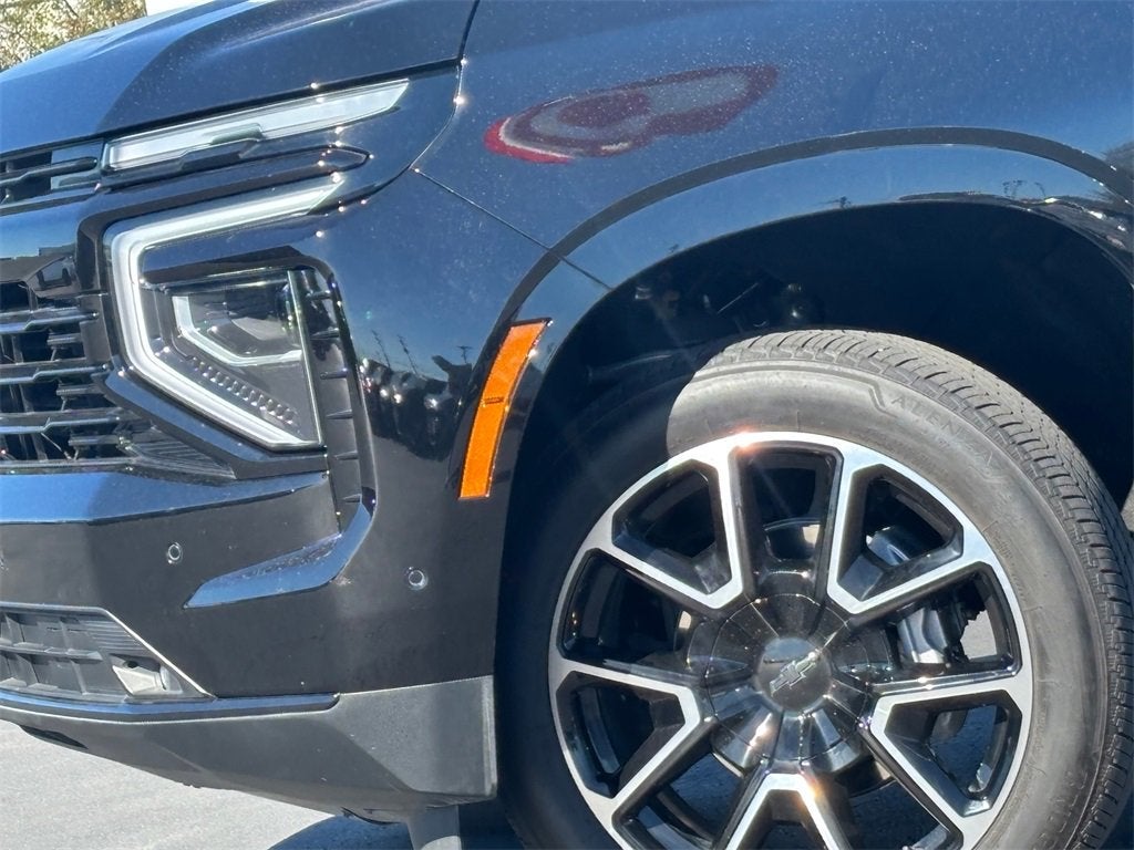 2025 Chevrolet Suburban RST