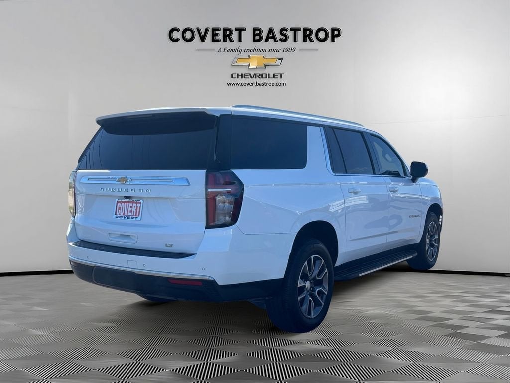 2023 Chevrolet Suburban LT
