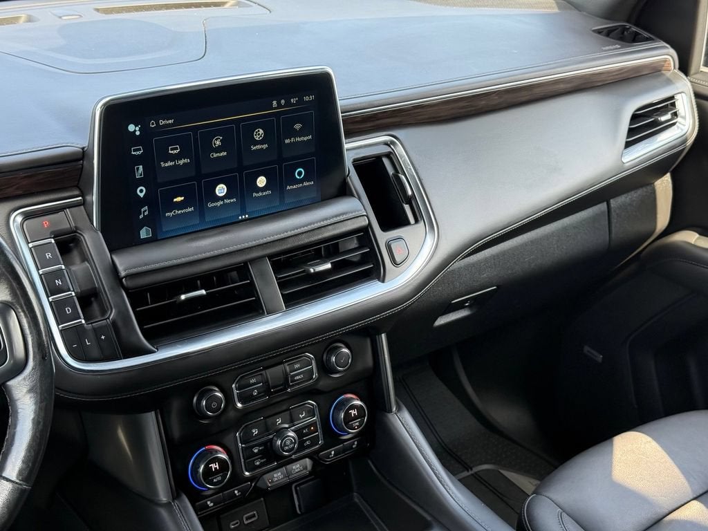 2022 Chevrolet Suburban LT
