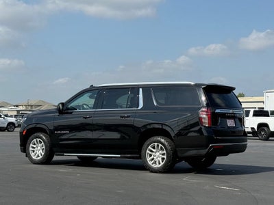 2022 Chevrolet Suburban LT