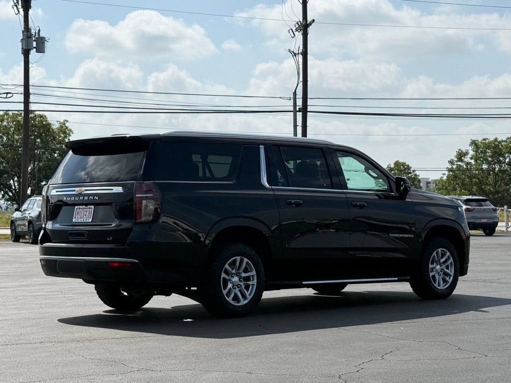 2022 Chevrolet Suburban LT