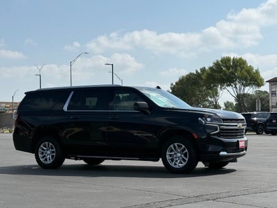 2022 Chevrolet Suburban LT