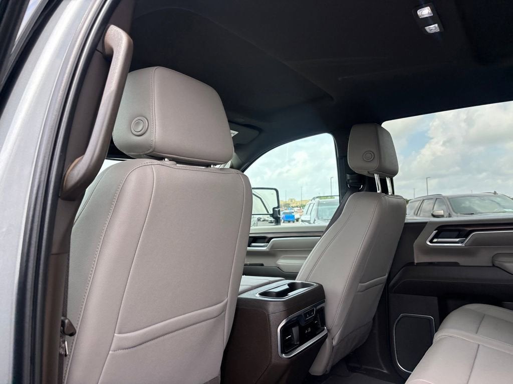 2025 GMC Sierra 3500 HD SLT