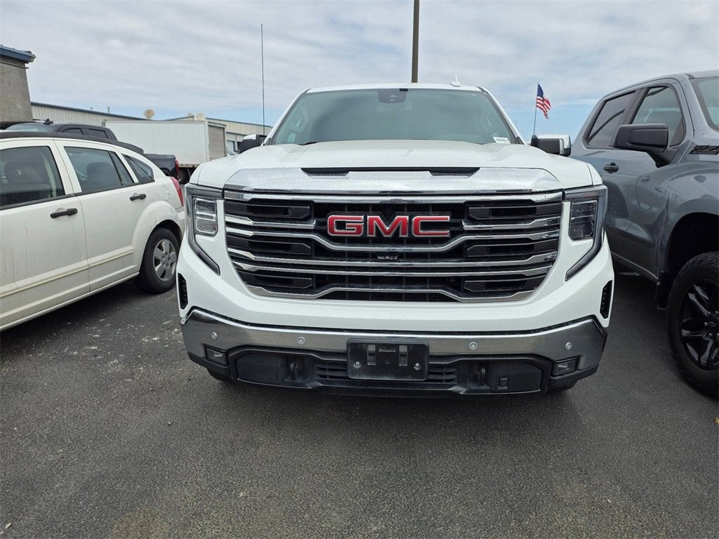 2022 GMC Sierra 1500 SLT