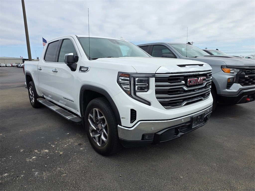 2022 GMC Sierra 1500 SLT