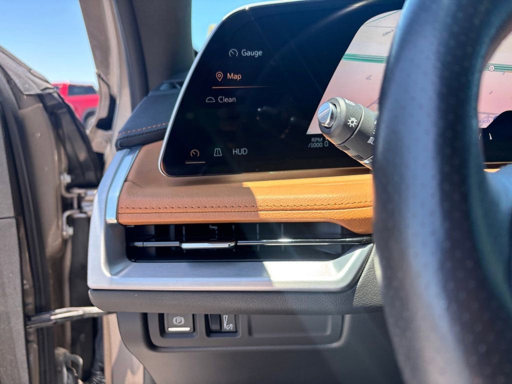 2025 Cadillac XT4 Sport