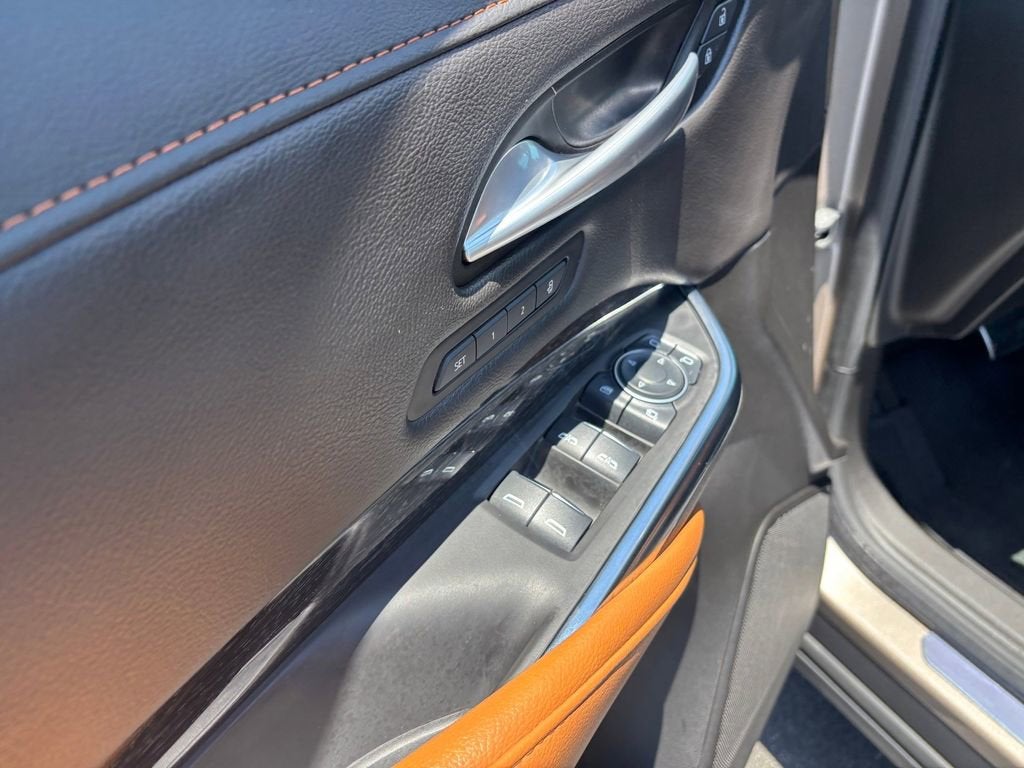2025 Cadillac XT4 Sport