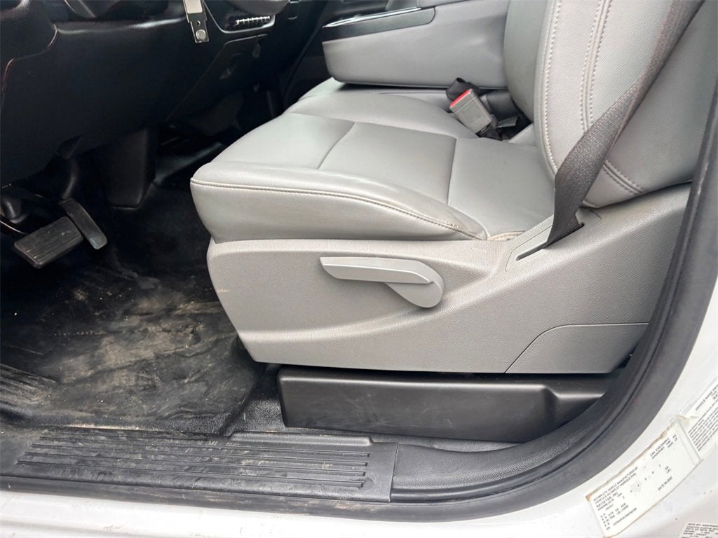 2022 Chevrolet Silverado 4500 HD Work Truck