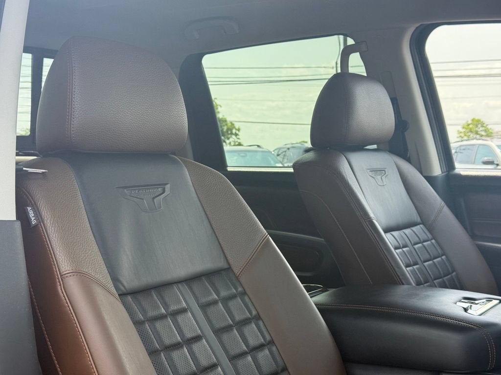 2019 Nissan TITAN Platinum Reserve