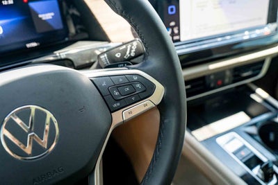 2025 Volkswagen Atlas 2.0T SEL Premium R-Line