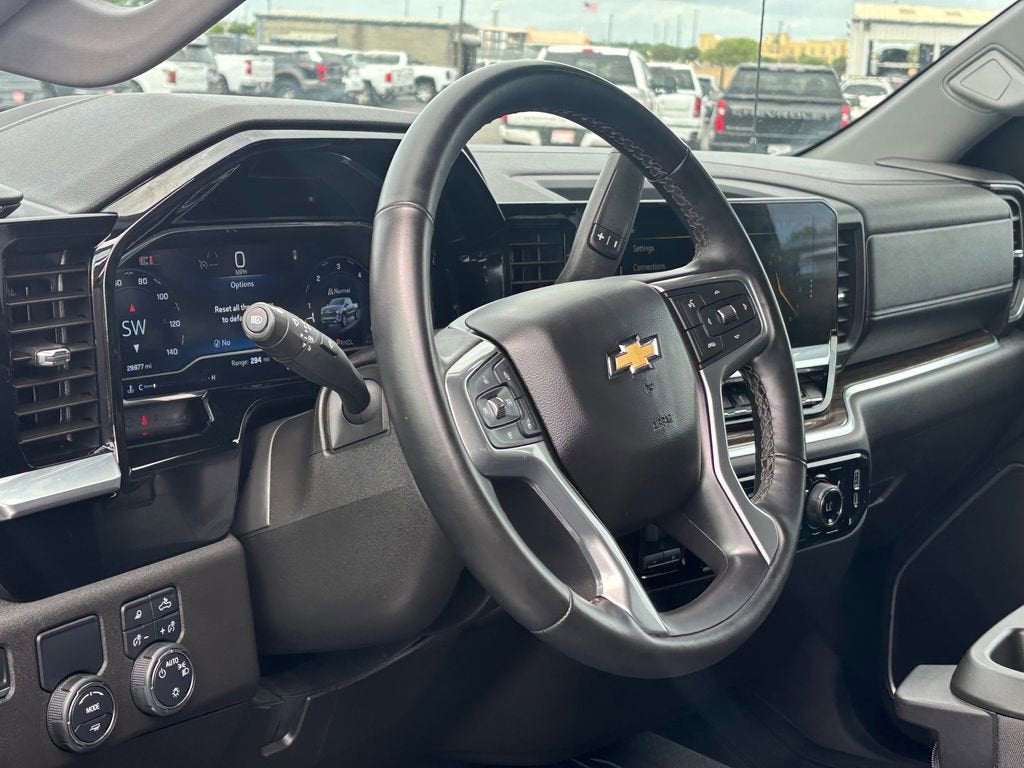 2024 Chevrolet Silverado 1500 LT