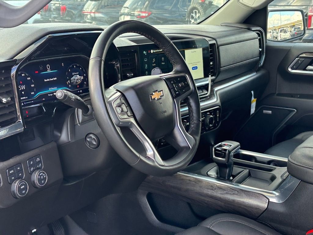 2025 Chevrolet Silverado 1500 LTZ