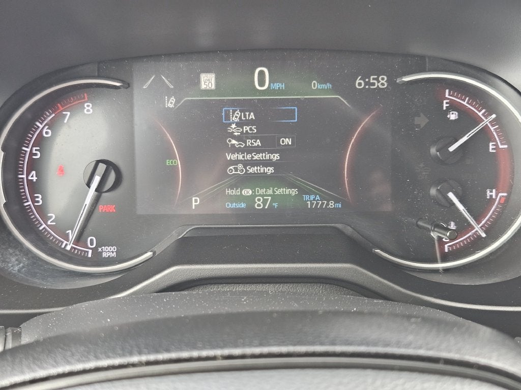 2024 Toyota RAV4 LE