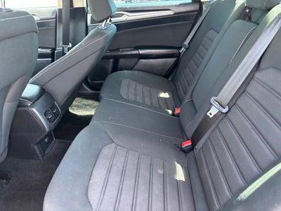 2020 Ford Fusion SE