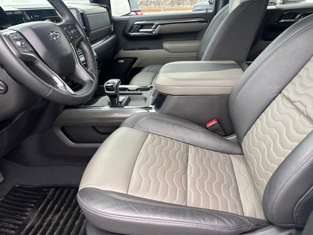 2025 Chevrolet Silverado 1500 ZR2