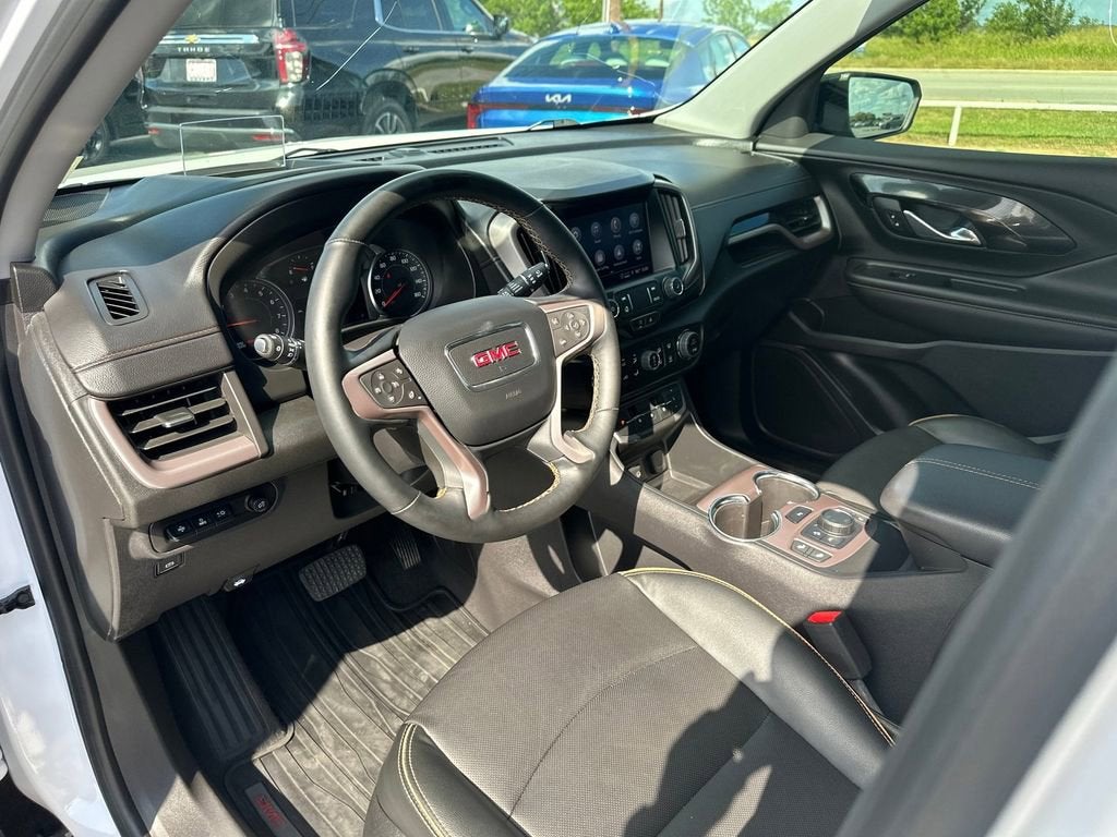 2024 GMC Terrain AT4