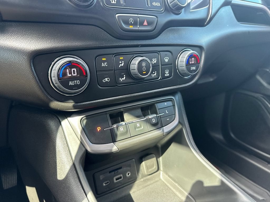 2024 GMC Terrain AT4