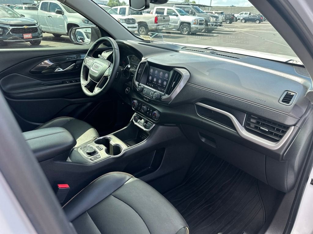 2024 GMC Terrain AT4