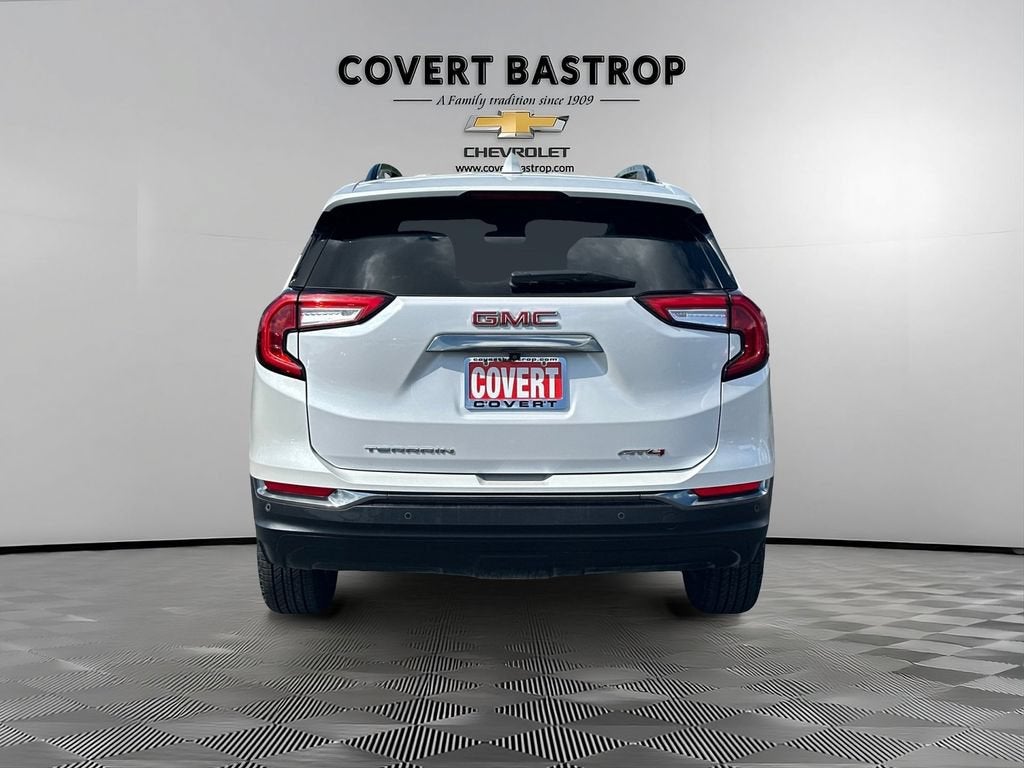 2024 GMC Terrain AT4