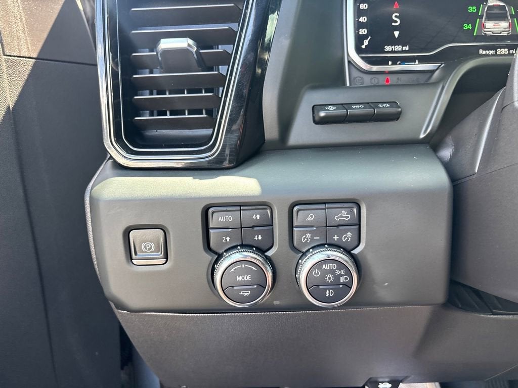 2024 GMC Sierra 1500 AT4X